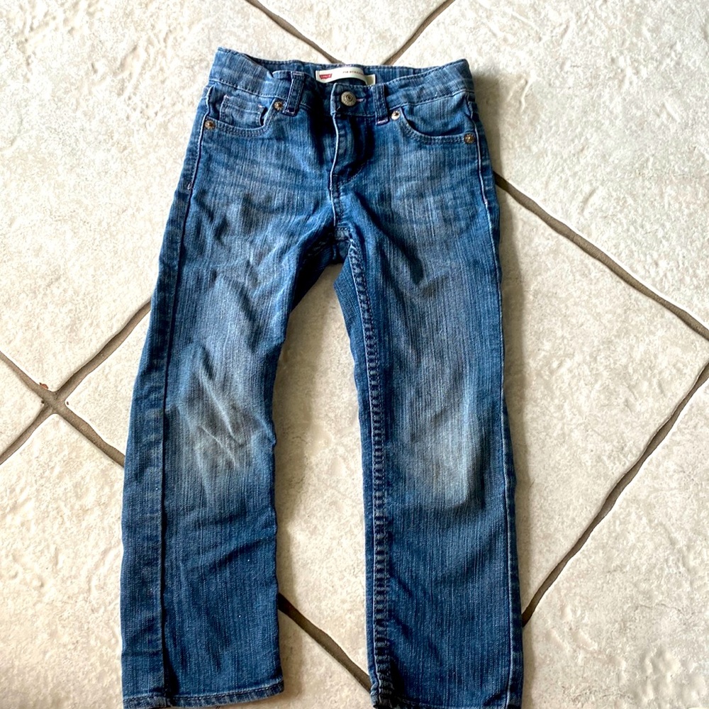 Levi jeans